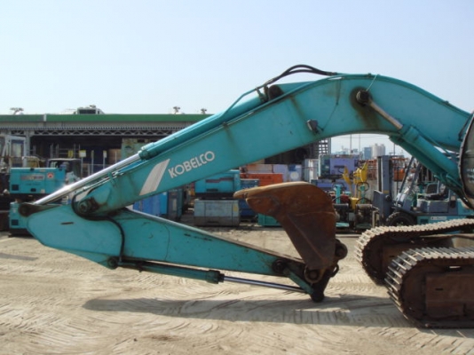 ขายด่วน KOBELCO SK200-2  มาร์คไฟว์  เก่าญี่ปุ่นยังไม่ได้ใช้งานในไทย สภาพสวย เครื่องปั้มดี  เอวแน่น ไฟฟ้าครบ