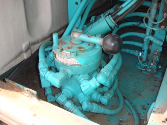 ขายด่วน KOBELCO SK200-2  มาร์คไฟว์  เก่าญี่ปุ่นยังไม่ได้ใช้งานในไทย สภาพสวย เครื่องปั้มดี  เอวแน่น ไฟฟ้าครบ