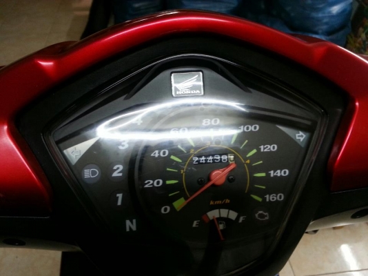 ขายHONDA WAVE 110i หัวฉีด ปี 2010 สี แดง-ขาว 0827973589 Whapp/line