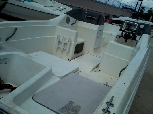 ขายเรือ Yamaha SRV20 พร้อมเครื่่องยนต์ Yamaha 50แรงม้า จากญี่ปุ่น