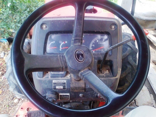 ขายด่วน..รถไถ KUBOTA L3408 DI เลขไมล์ 2600 ชั่วโมง สภาพใหม่ทั้งคัน รถสวย พร้อมใช้งาน แถมใบดันหน้า และ จอบหมุน ตราช้าง.