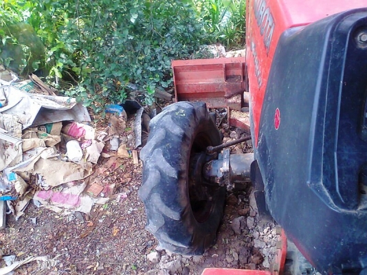 ขายด่วน..รถไถ KUBOTA L3408 DI เลขไมล์ 2600 ชั่วโมง สภาพใหม่ทั้งคัน รถสวย พร้อมใช้งาน แถมใบดันหน้า และ จอบหมุน ตราช้าง.