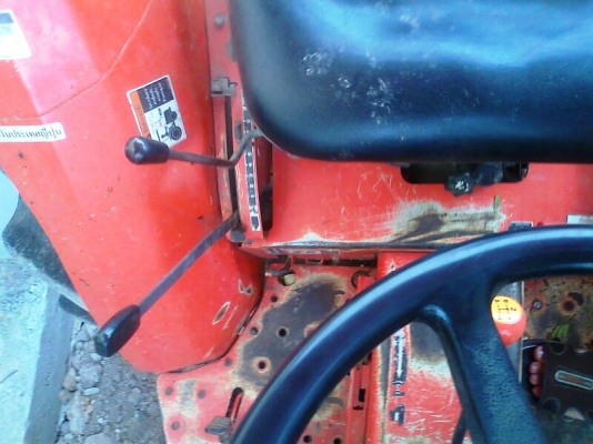 ขายด่วน..รถไถ KUBOTA L3408 DI เลขไมล์ 2600 ชั่วโมง สภาพใหม่ทั้งคัน รถสวย พร้อมใช้งาน แถมใบดันหน้า และ จอบหมุน ตราช้าง.