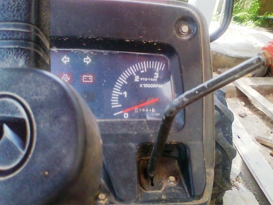 ขายด่วน..รถไถ KUBOTA L3408 DI เลขไมล์ 2600 ชั่วโมง สภาพใหม่ทั้งคัน รถสวย พร้อมใช้งาน แถมใบดันหน้า และ จอบหมุน ตราช้าง.