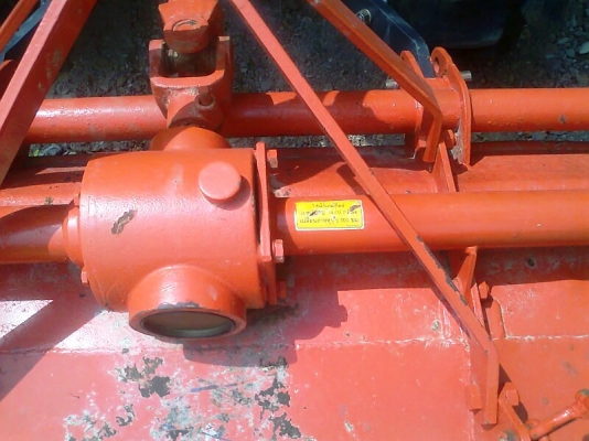 ขายด่วน..รถไถ KUBOTA L3408 DI เลขไมล์ 2600 ชั่วโมง สภาพใหม่ทั้งคัน รถสวย พร้อมใช้งาน แถมใบดันหน้า และ จอบหมุน ตราช้าง.