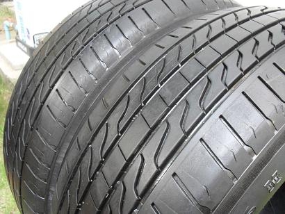 ขายยาง MICHELIN PRIMACY LC ปี1512(1คู่) ไม่มีปะ 215/60/16 ราคา 2,500 ดูของแถวปากเกร็ด สนใจติดต่อ 090-676-4651 เบียร์ครับ