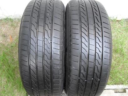 ขายยาง MICHELIN PRIMACY LC ปี1512(1คู่) ไม่มีปะ 215/60/16 ราคา 2,500 ดูของแถวปากเกร็ด สนใจติดต่อ 090-676-4651 เบียร์ครับ