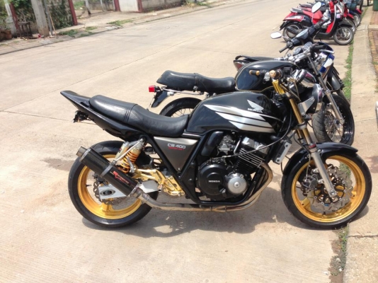 ขายsf400 แต่ง สวยดุ ท่อเสียงนุ่ม สภาพดี อิน+สพม