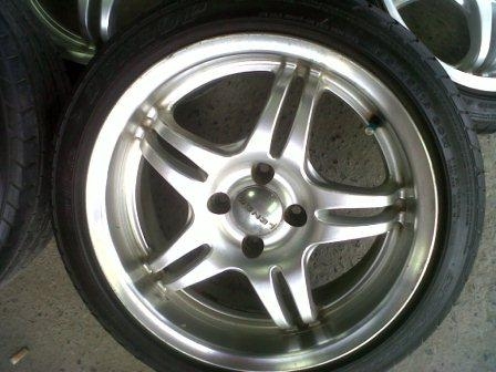 ขายแม็กพร้อมยาง แม็กLenso ขอบ16"พร้อมยางDunlop ซีรรี่ยาง195/45/16 สัปดา26ปี2011