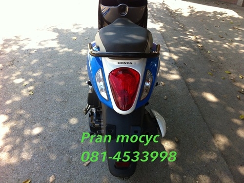 ขายscoopy-iสีน้ำเงินขาว ปี2555 ขายscoopy-iสีน้ำเงินขาว ปี2555