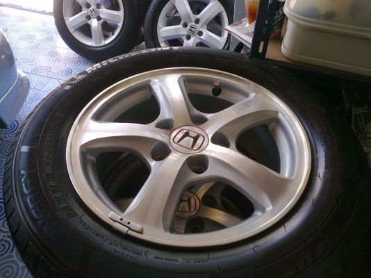 แม็กเปล่า Honda Civic FD5ก้าน 5-114.3 ออฟ+45 แม็กเปล่า Honda Civic FD5ก้าน 5-114.3 ออฟ+45