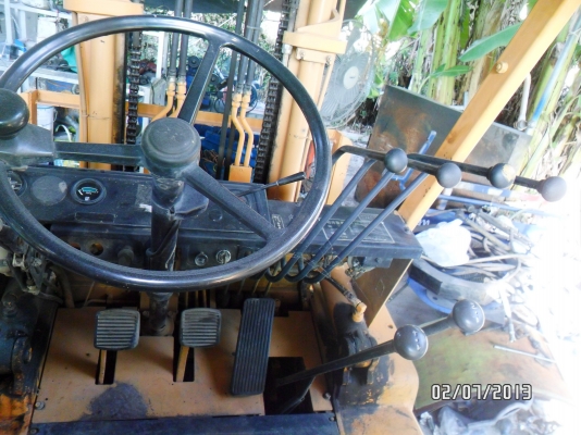 รถยกโฟร์คลิฟท์ยี่ห้อKOMATSUขนาด2ตันงาสไลด์นำเข้าจากญี่ปุ่นที่โคราช