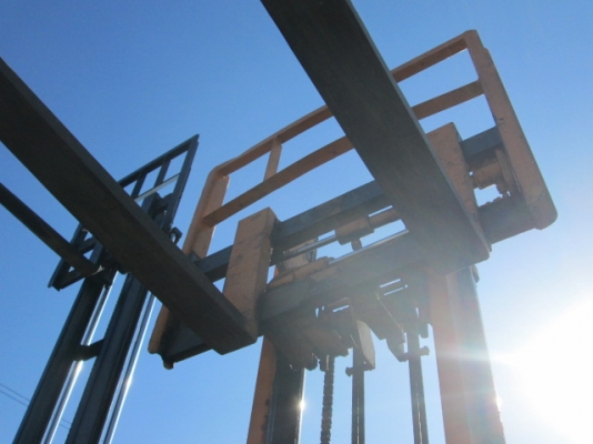 รถยกโฟร์คลิฟท์ยี่ห้อKOMATSUขนาด2ตันงาสไลด์นำเข้าจากญี่ปุ่นที่โคราช