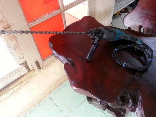 ขายสว่านไฟฟ้าระบบโรตารี่เจาะปูนยี่ห้อmakitaรุ่นHR2460F(780W)พร้อมใช้งานเลย ขายสว่านไฟฟ้าระบบโรตารี่เจาะปูนยี่ห้อmakitaรุ่นHR2460F(780W)พร้อมใช้งานเลย