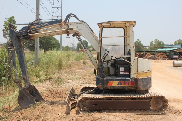ขายKOMATSUPC50UU-1
