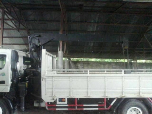 รถฮีโน่ 6 ล้อ 130 แรงม้า ติดเครน 2.5 ตัน ปี 54 สนใจติดต่อ 081 - 6079515 รถฮีโน่ 6 ล้อ 130 แรงม้า ติดเครน 2.5 ตัน ปี 54 สนใจติดต่อ 081 - 6079515