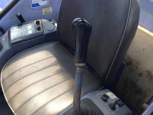 ขายรถแบคโฮ KOMATSU PC75UU-2 มีVDOครับ นำเข้าจากญี่ปุ่น สนใจติดต่อ 081-2990958