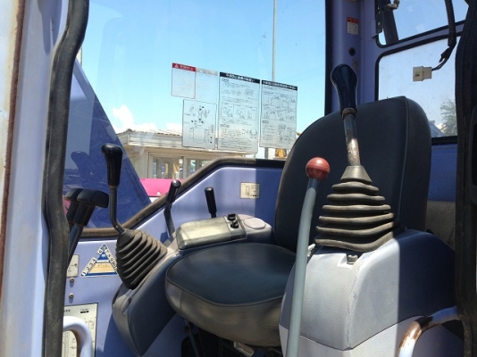 รถแบคโฮ รถแบคโฮ