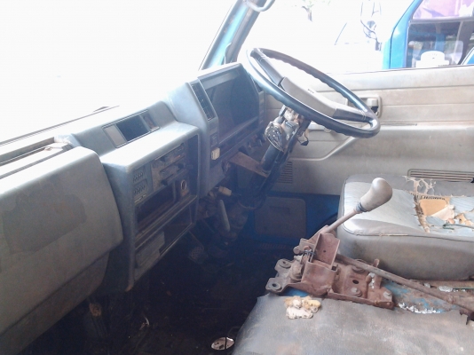 isuzu elf 85 พร้อมหัวสีรุ่นสิงเปลือย isuzu elf 85 พร้อมหัวสีรุ่นสิงเปลือย