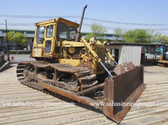 รถแทรคเตอร์ D5B บจก.สหสินอีควิปเม้นท์ โทร.081-5851880, 02-5168100-1 www.sahasinequipment.com รถแทรคเตอร์ D5B บจก.สหสินอีควิปเม้นท์ โทร.081-5851880, 02-5168100-1 www.sahasinequipment.com