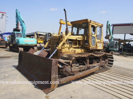 รถแทรคเตอร์ D5B บจก.สหสินอีควิปเม้นท์ โทร.081-5851880, 02-5168100-1 www.sahasinequipment.com