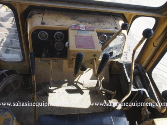 รถแทรคเตอร์ D5B บจก.สหสินอีควิปเม้นท์ โทร.081-5851880, 02-5168100-1 www.sahasinequipment.com รถแทรคเตอร์ D5B บจก.สหสินอีควิปเม้นท์ โทร.081-5851880, 02-5168100-1 www.sahasinequipment.com