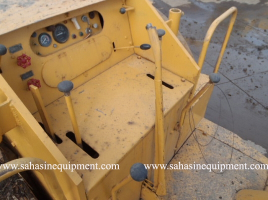 รถบด KAWASAKI รุ่น KMRH12 S/N 11XX บจก.สหสินอีควิปเม้นท์ โทร.081-5851880, 02-5168100-1 รถบด KAWASAKI รุ่น KMRH12 S/N 11XX บจก.สหสินอีควิปเม้นท์ โทร.081-5851880, 02-5168100-1