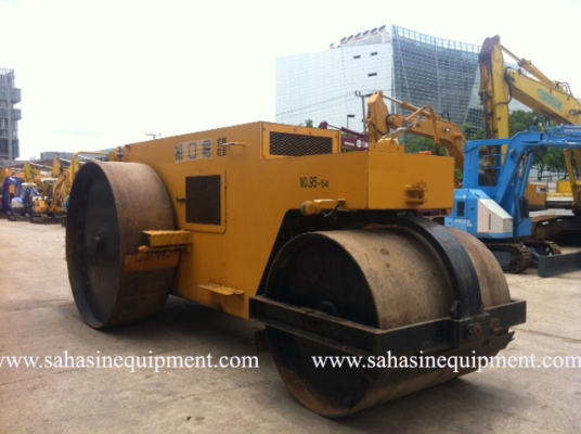 รถบด KAWASAKI รุ่น KMRH12 S/N 11XX บจก.สหสินอีควิปเม้นท์ โทร.081-5851880, 02-5168100-1 รถบด KAWASAKI รุ่น KMRH12 S/N 11XX บจก.สหสินอีควิปเม้นท์ โทร.081-5851880, 02-5168100-1