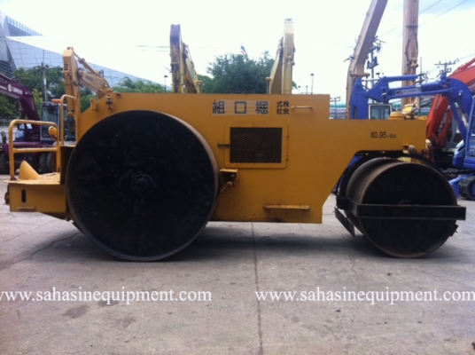 รถบด KAWASAKI รุ่น KMRH12 S/N 11XX บจก.สหสินอีควิปเม้นท์ โทร.081-5851880, 02-5168100-1 รถบด KAWASAKI รุ่น KMRH12 S/N 11XX บจก.สหสินอีควิปเม้นท์ โทร.081-5851880, 02-5168100-1