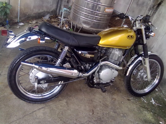 ขายCL400สภาพกริ๊ปปี2002 iv.-สพม คลาสสิคพันธุ์หายากครับ ขายCL400สภาพกริ๊ปปี2002 iv.-สพม คลาสสิคพันธุ์หายากครับ