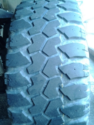 ยาง 33 ขอบ 15