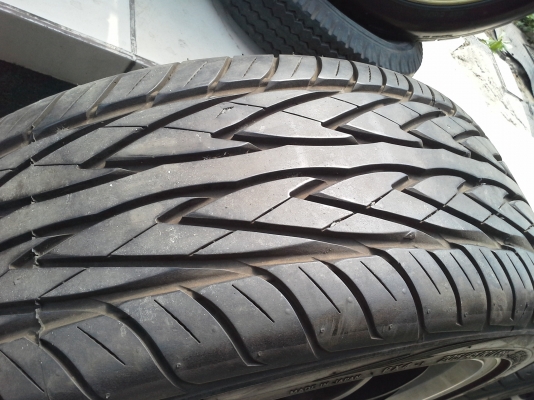 ขายล้อขอบ17 พร้อมยางTOYO ไหม่ เก่าเก็บ ถูกๆ