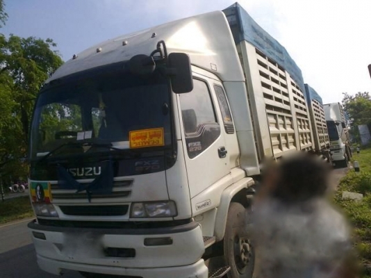 รถอิซูซุ 10 ล้อดั๊ม FXZ 270 แรงม้า ปี 49  ( ขายแม่ลูก )  ( ดั้มแม่ ดั้มลูก )  สนใจติดต่อ 081 - 6079515