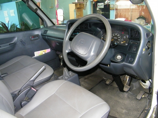 toyota รถตู้ ปี2004 สวยๆ