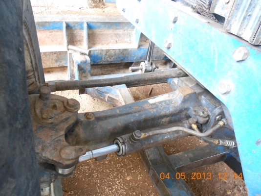 ขายรถแทรกเตอร์ 6640 2 เพลา สวยๆ ด่วนครับ