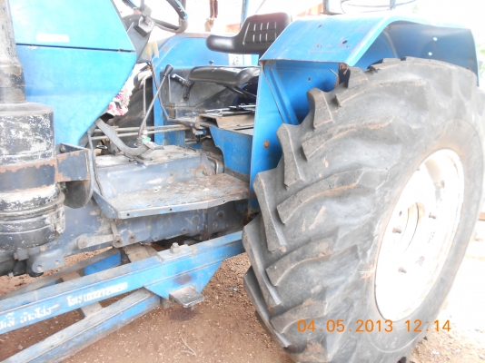 ขายรถแทรกเตอร์ 6640 2 เพลา สวยๆ ด่วนครับ