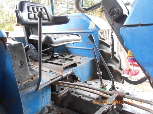 ขายรถแทรกเตอร์ 6640 2 เพลา สวยๆ ด่วนครับ