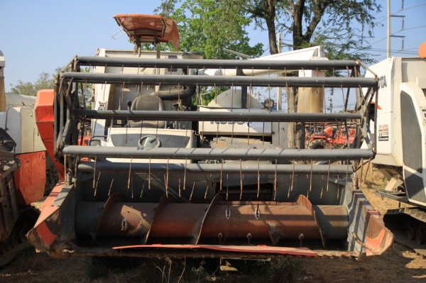 ประกาศขายรถเกี่ยว DC-95GM