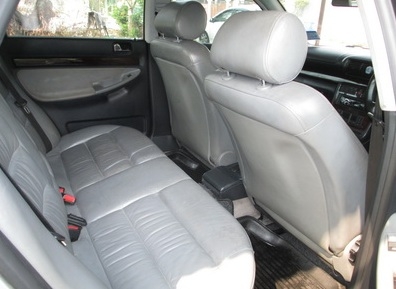 AUDI A4 1.8 AUTO สีบรอนซ์เงิน ปี96 AUDI A4 1.8 AUTO สีบรอนซ์เงิน ปี96