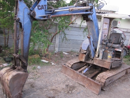 ขาย-รถขุด ขนาด 40 แรง CAT MISUBISHI: MM40SR รุ่นใหม่ ก้นมน ขนาดกระทัดรัด สภาพพร้อมใช้งานทันที เครื่องติดได้ดี