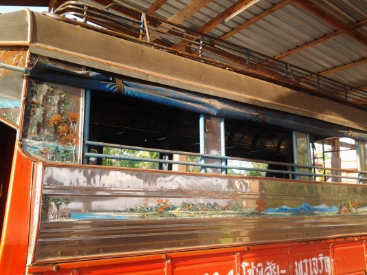 npr กะบะพร้อมหลังคาโดยสาร พร้อมเบาะ พื้นไม้อย่างสวย ขายเฉพาะหลังคากับกะบะนะครับ npr กะบะพร้อมหลังคาโดยสาร พร้อมเบาะ พื้นไม้อย่างสวย ขายเฉพาะหลังคากับกะบะนะครับ