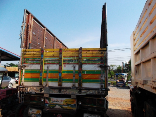 ขายด่วนรถสิบล้อFL1761เพลาไมดรั้มเครือง195แรงม้า