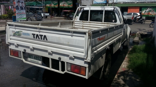 TATA ปี 2011 เครื่อง 1 J สวยมาก!!!!!!  ใช้ได้ดี ทั้งน้ำมันแก็ส