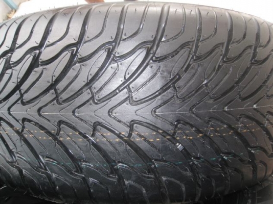 ขายล้อแม็ก CE28N 20" x 9" et 20 6 รู 139.7 +ยางใหม่ปลายปี12 (081-3747940)