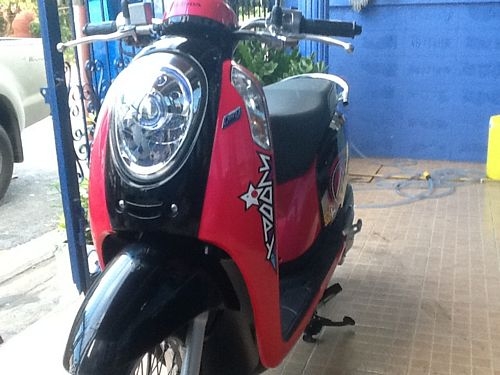 HONDA SCOOPY I ตัวใหม่ล่าสุด(ไฟฝัง)สภาพป้ายแดง