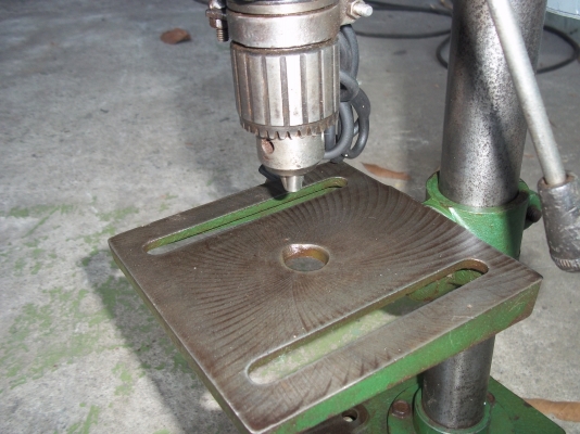 ขายเครื่องเจาะตัวเล็ก ตั้งโต๊ะ 1550