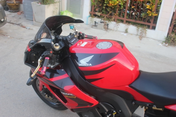 +++ขาย HONDA CBR1000RR ปี2006 ราคาโดนใจ+++