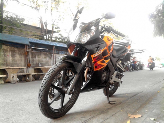 ขออนุญาติขาย  HONDA CBR 150 CC. ปี 05 กุญแจ 2 ชั้น สตา์ร์ทมือ