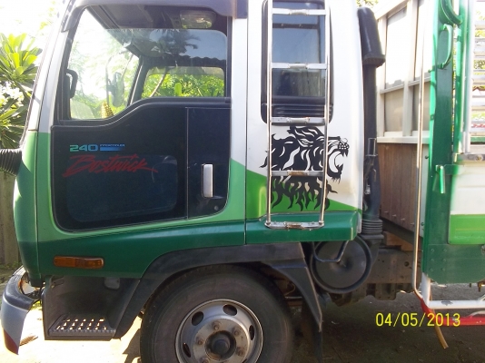 ขาย6ล้อ เดก้า  เครื่อง 240แรงม้า  อินเตอร์คูเลอร์  เบรคทิปฟี่