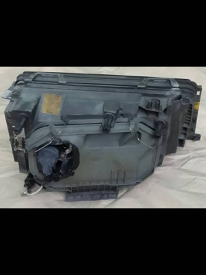 ไฟหน้าBENZ-W124 (E หลัง) ดวงละ 2500 บาท สภาพตามรูป